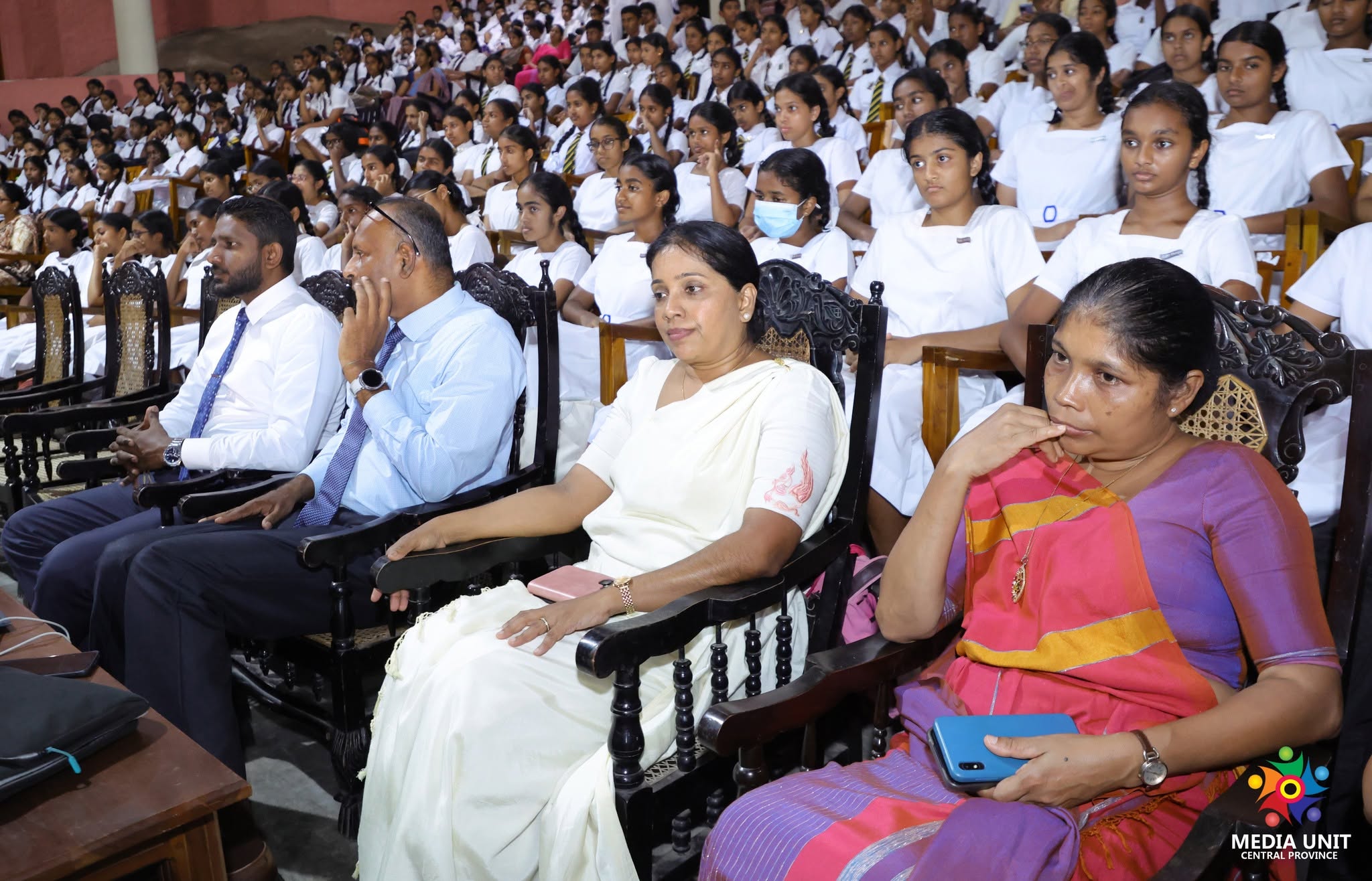 මත්ද්‍රව්‍ය උවදුරින් පාසල් දරුවන් ගලවා ගැනීමේ දැනුවත් කිරීමේ වැඩසටහනක්