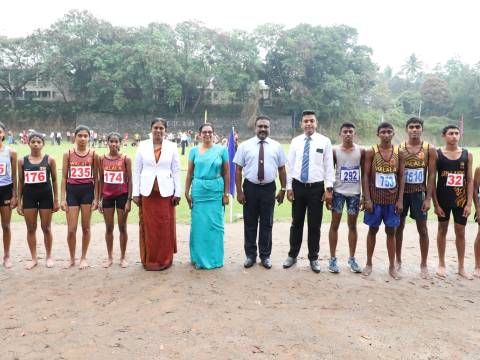 වලල මාර්ග ධාවන තරගයේ ජය සහන් චන්දීප හා බෝකුඹුර හිමිකර ගනී. 